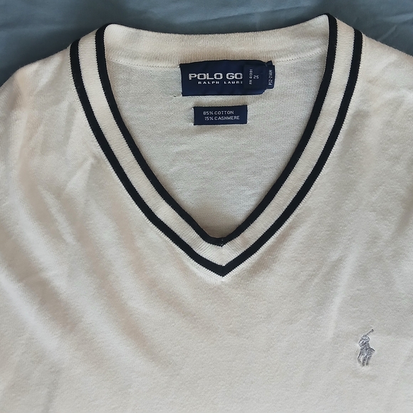 Vintage Ralph Lauren Cashmere Ivory V-Neck Sweater Classic Preppy - Picture 2 of 7